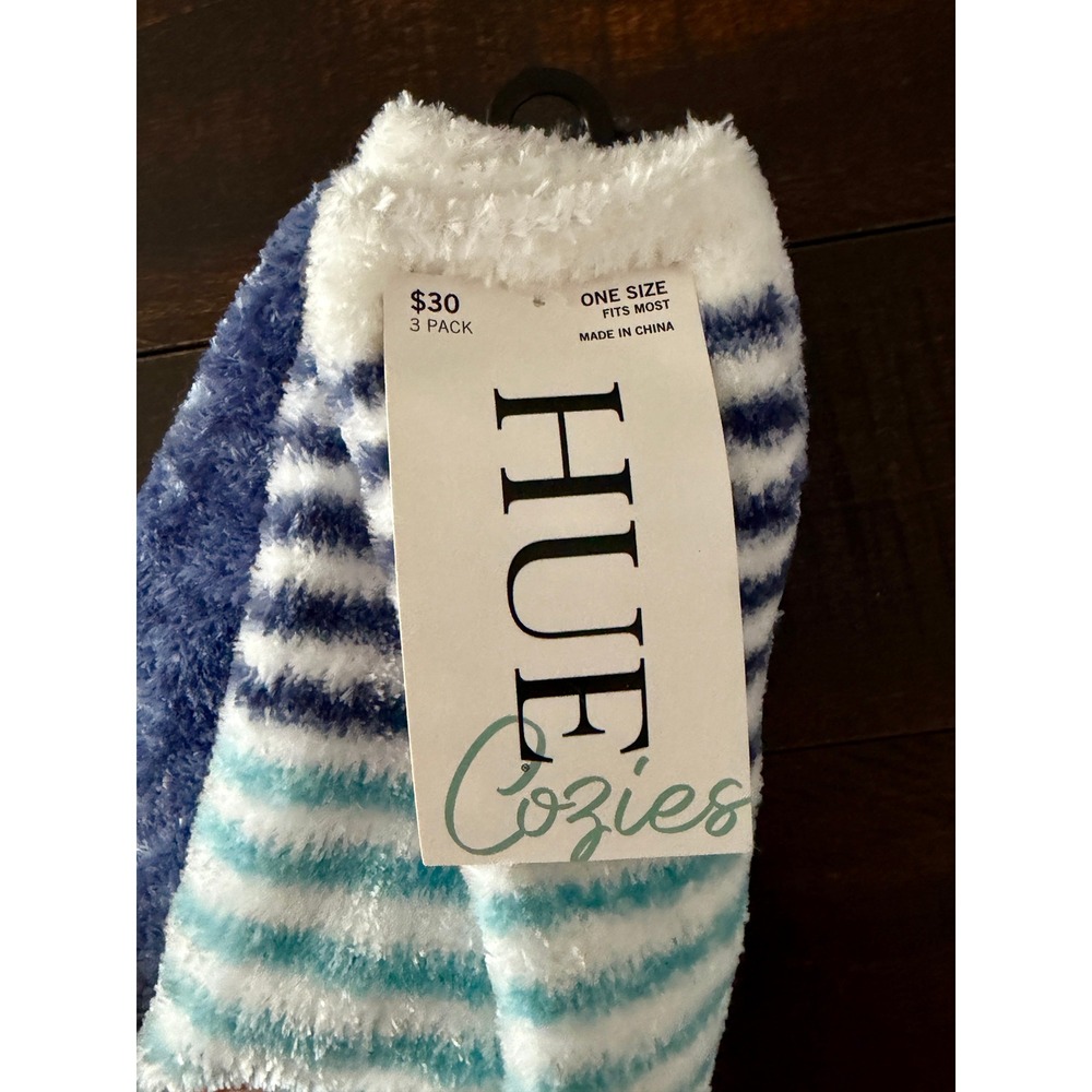 NWT Hue Cozies Accessories – 3 Pairs Fuzzy Socks